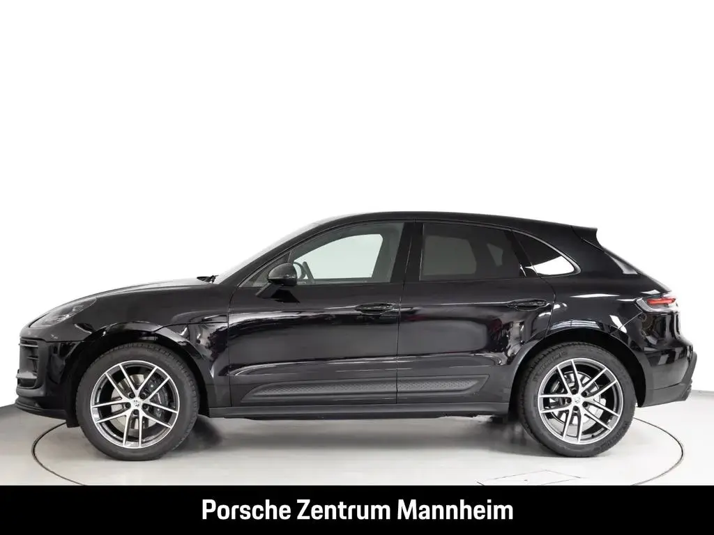 Main__Slider__Photo:Porsche Macan Kamera PDLS+ Memory-Paket Bose Sportendroh 04/2022-1