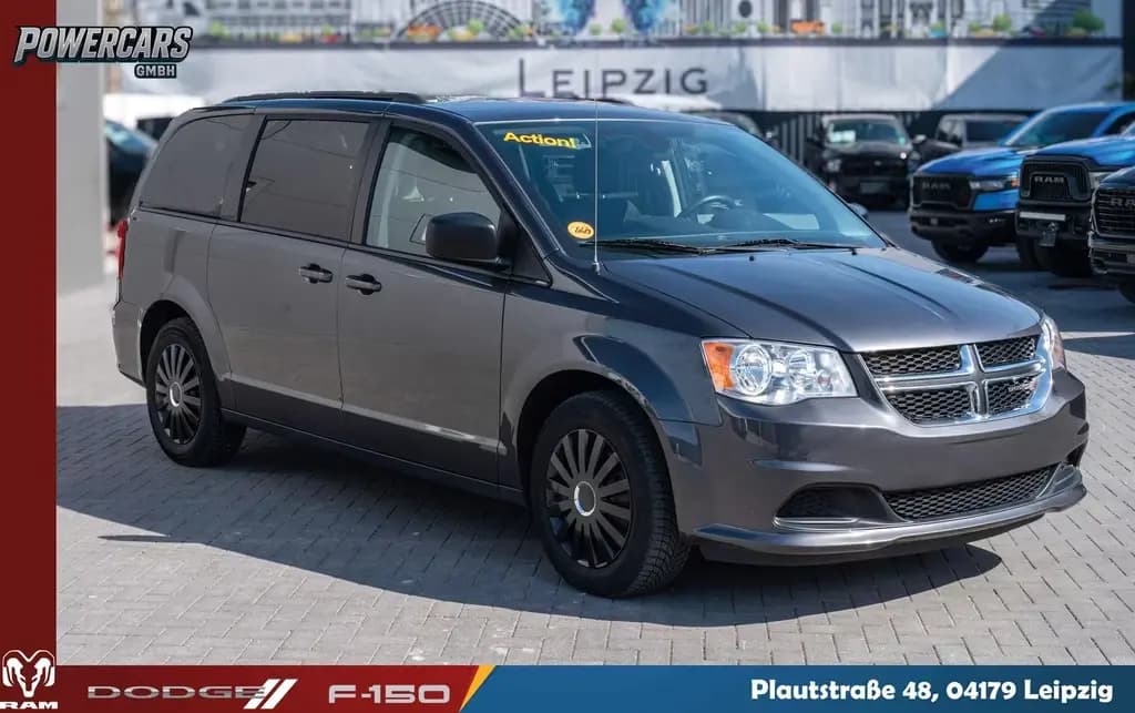 Main__Slider__Photo:Dodge Grand Caravan 3.6l,Sitzhzg.,Temmpomat 07/2018-0