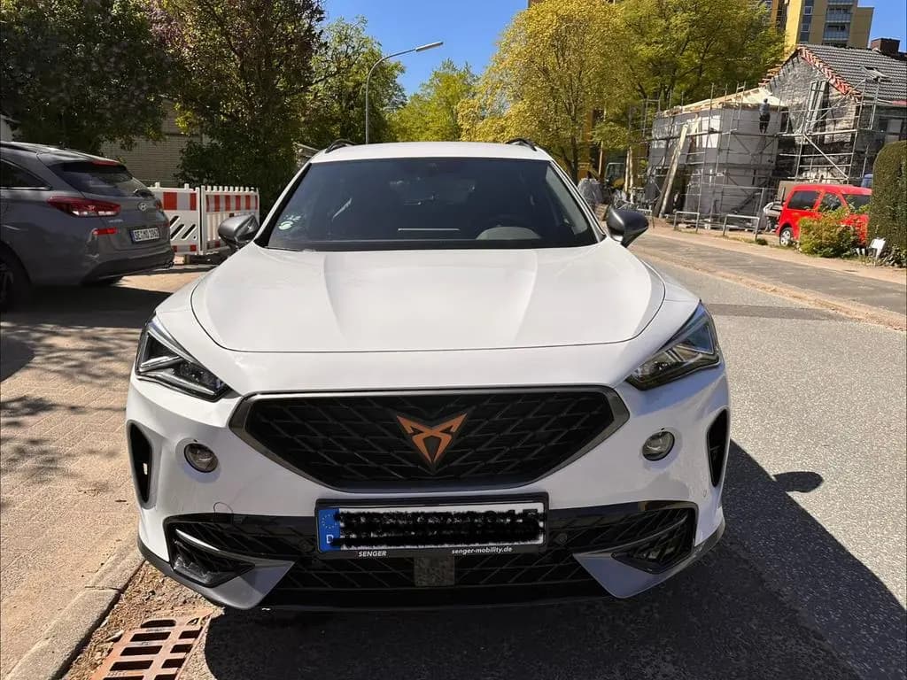 Main__Slider__Photo:Cupra Formentor 2.0 TSI 228kW VZ 4Drive DSG VZ 09/2023-0
