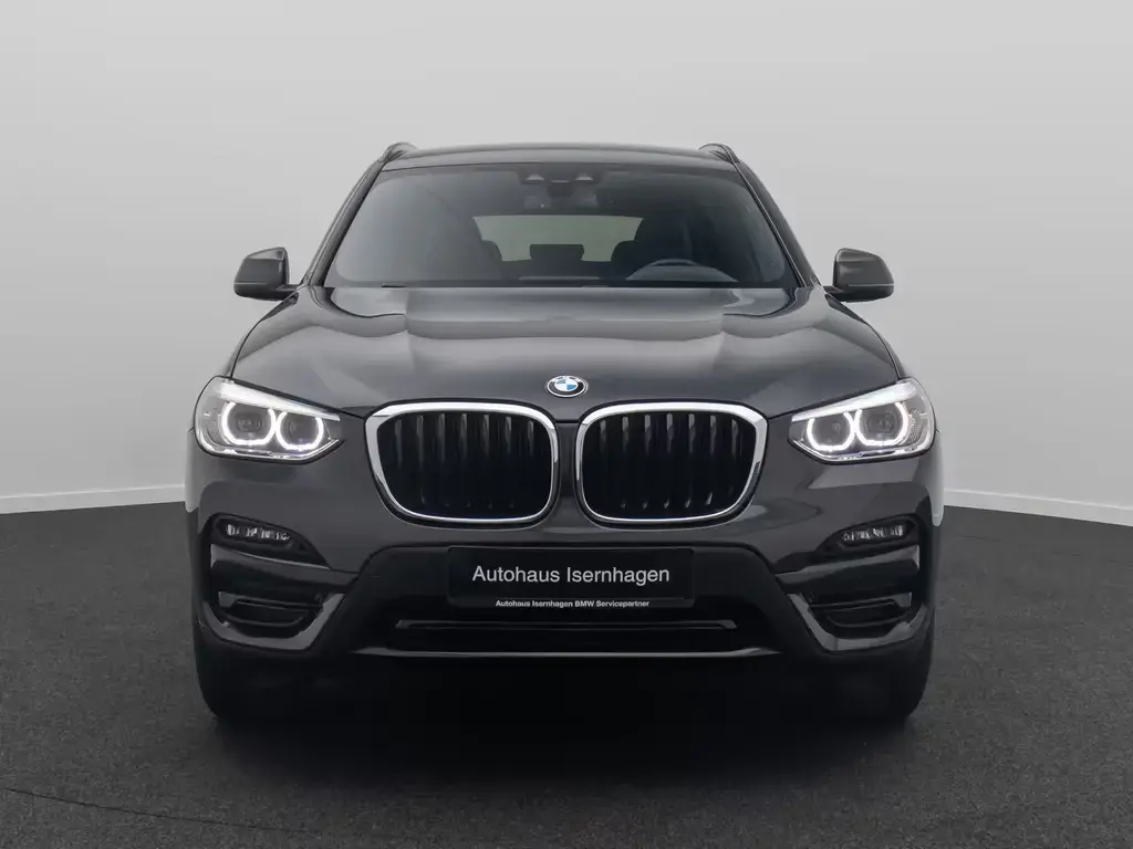 Main__Slider__Photo:BMW X3 xD20d Kamera HUD HiFi AHK Komfort Sport 19" 09/2020-1