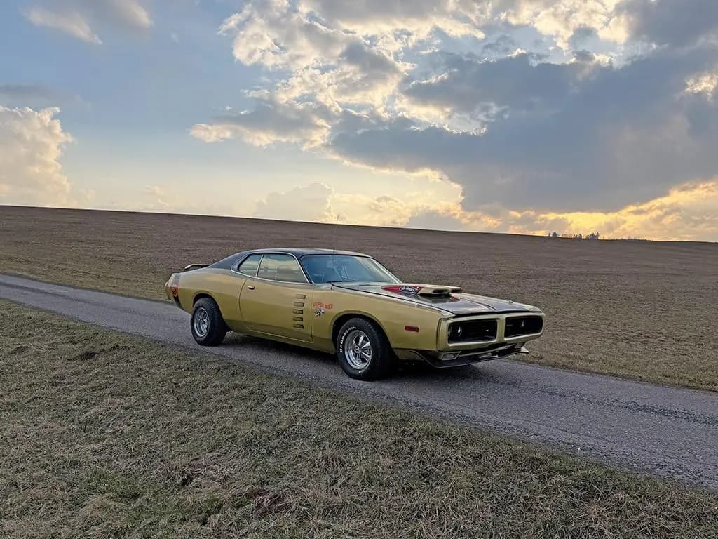 Main__Slider__Photo:Dodge Charger 5.2V8 318cui 3spd automatic USA 05/1974-0
