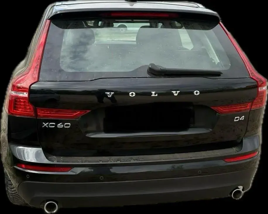 Main__Slider__Photo:Volvo XC60 D4 Momentum Geartronic Momentum 06/2018-1