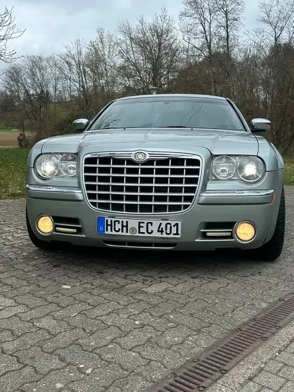 Main__Slider__Photo:Chrysler 300C Touring 3.5 V6 AWD Autom. - LPG 12/2004-0