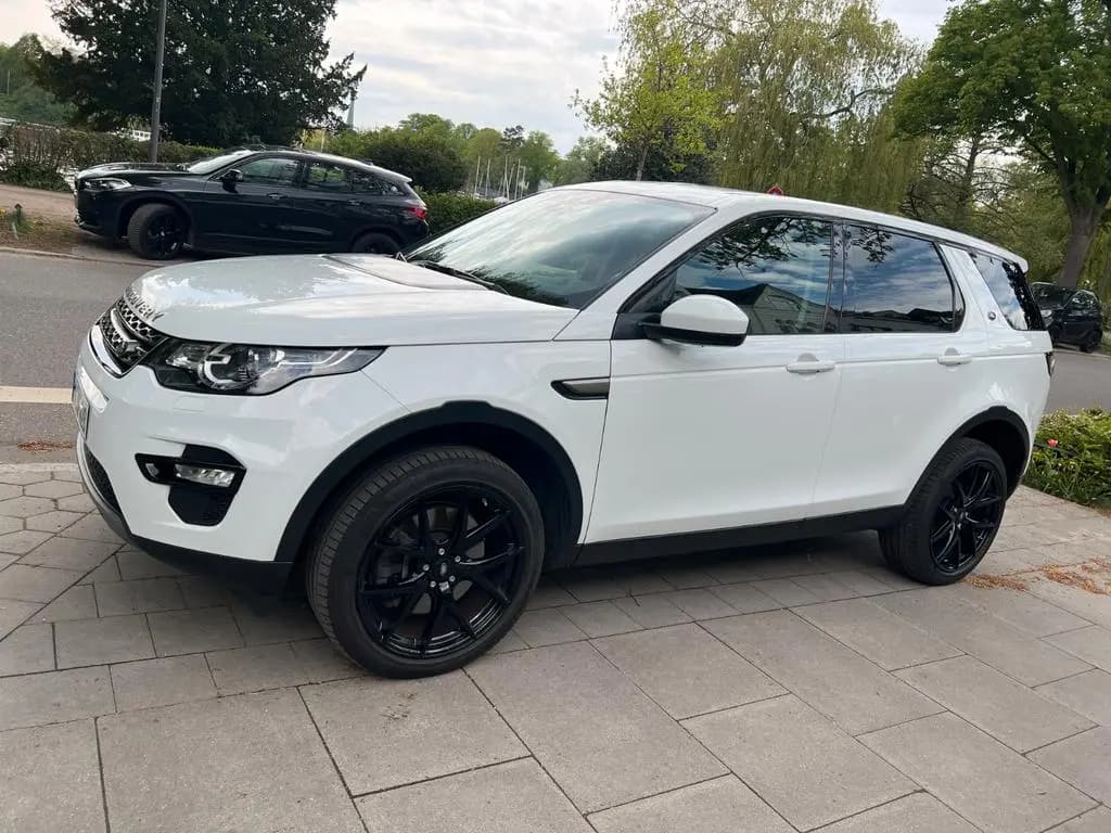 Main__Slider__Photo:Land Rover Discovery Sport SD4 177kW Automatik 4WD HSE 08/2018-0
