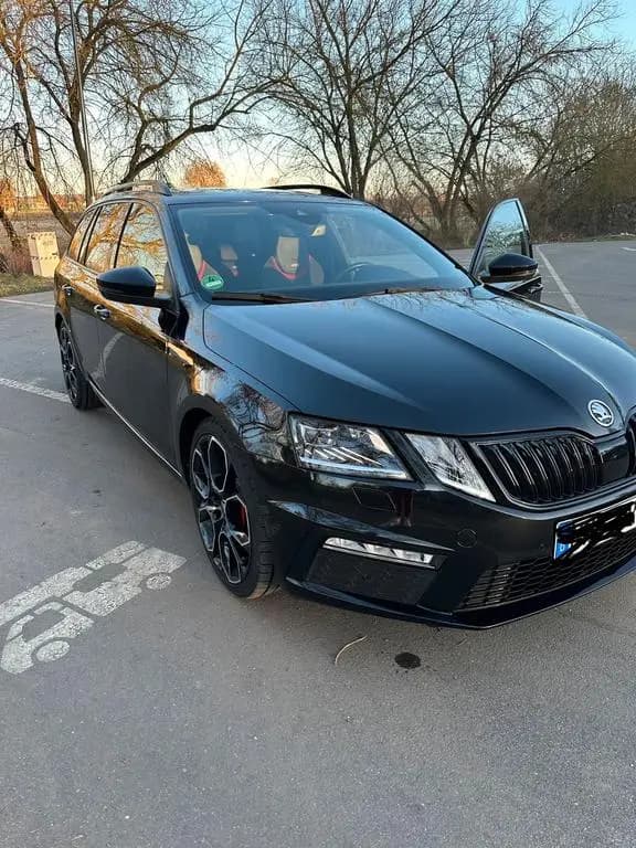 Main__Slider__Photo:Skoda Octavia Rs 10/2018-0