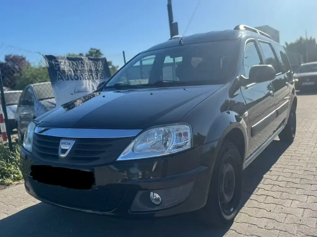 Main__Slider__Photo:Dacia Logan MCV Kombi Laureate 1.6 | Klimaanlage 06/2010-1