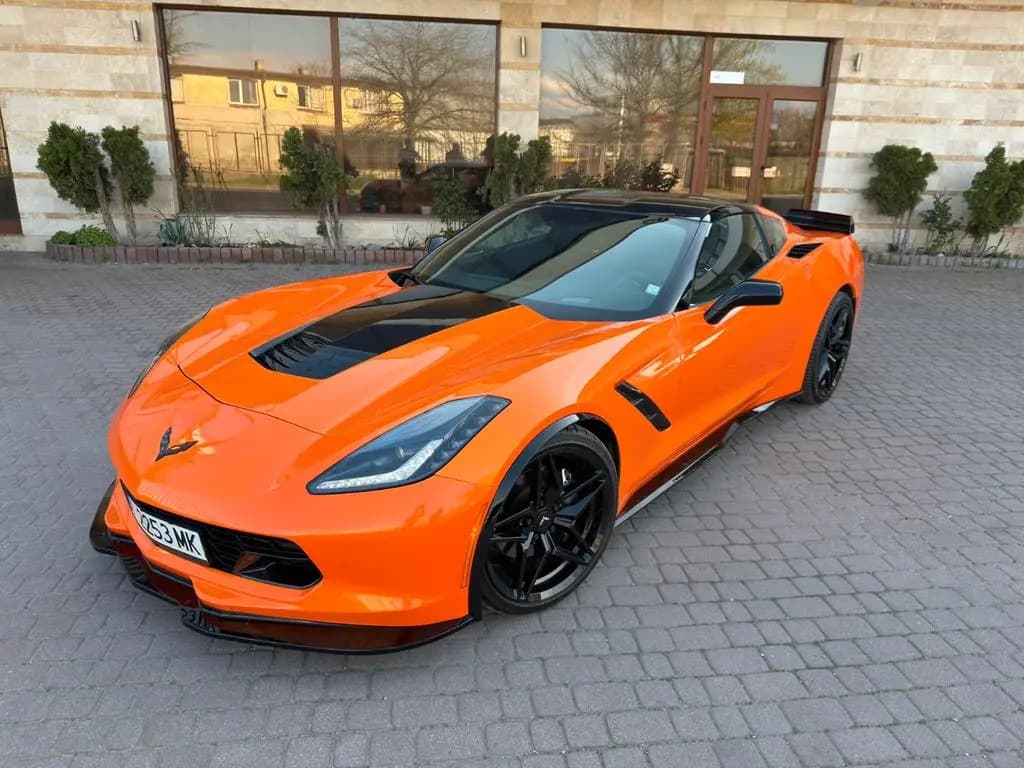 Main__Slider__Photo:Corvette C7 6.2 V8 AT8 Stingray Coupe 3LT Stingray 3LT 09/2015-0