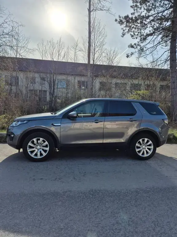 Main__Slider__Photo:Land Rover Discovery Sport SD4 190PS Automatik 4WD HSE HSE 04/2015-1