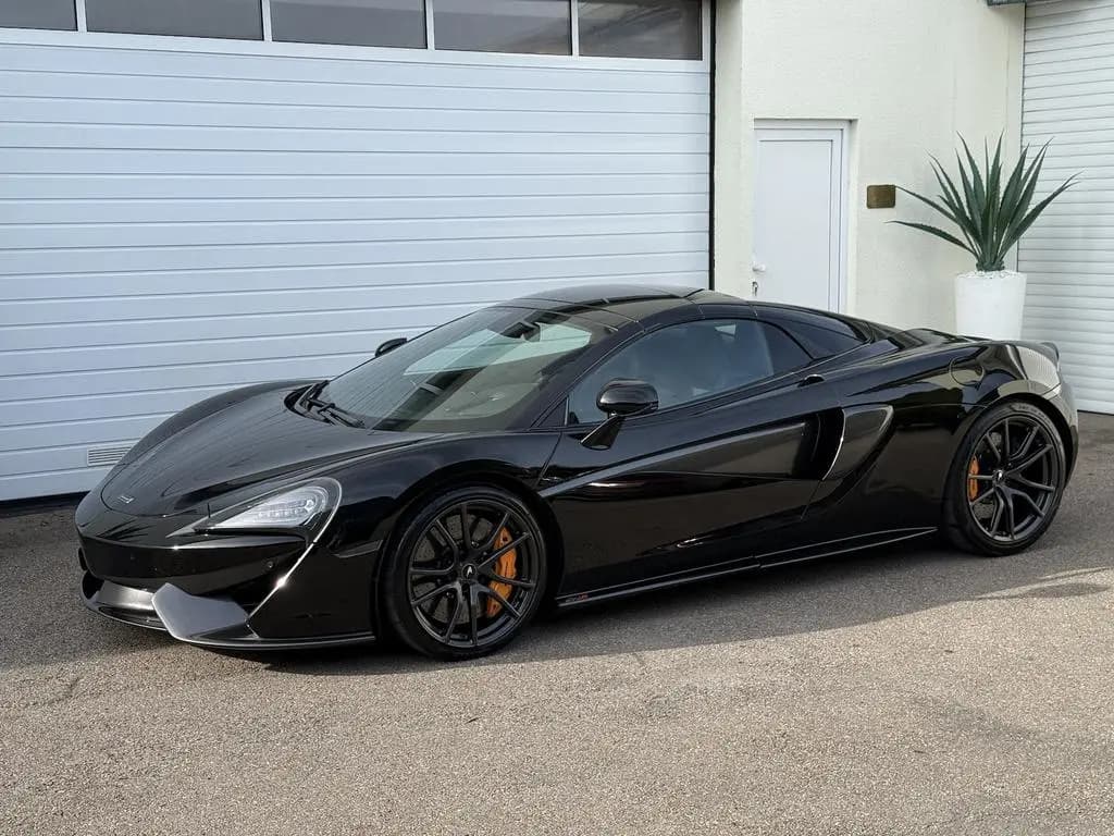 Main__Slider__Photo:McLaren 570S S P I D E R *** 1. HD. *** 35 TKM *** 06/2018-0