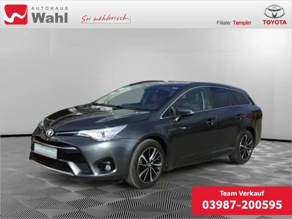 Main__Slider__Photo:Toyota Avensis Touring Sports 1.8 Team D 06/2018-0