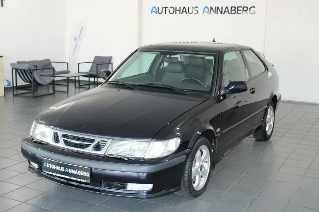 Main__Slider__Photo:Saab 9-3 2.0t/Klimaaut../SHZ/Automatik/RESTAURIERT/2+ 01/2001-0