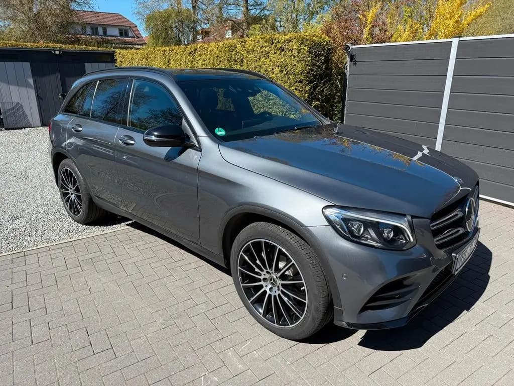 Main__Slider__Photo:Mercedes-Benz GLC 250 d 4MATIC Autom. AMG, PANO, Leder 02/2018-0