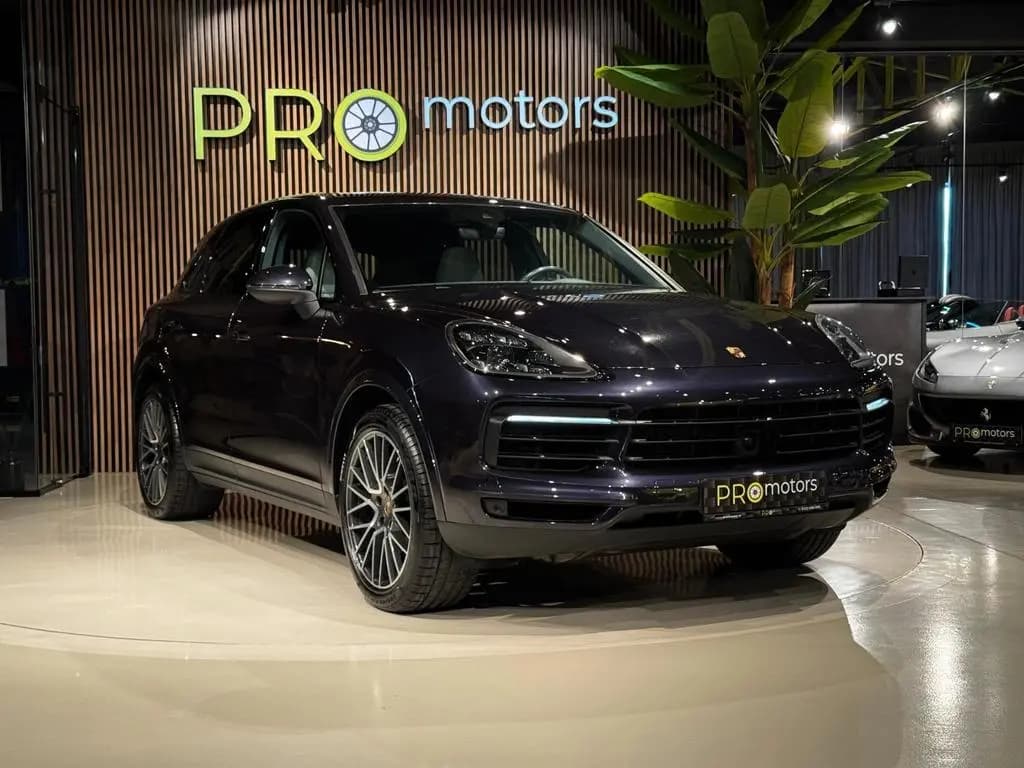 Main__Slider__Photo:Porsche Cayenne MATRIX|BOSE|18 WAY 04/2019-0