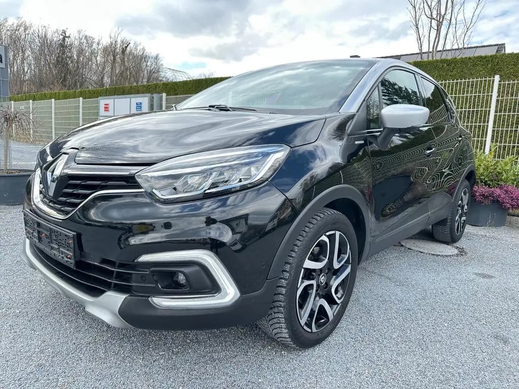 Main__Slider__Photo:Renault Captur BOSE Edition Automatik LED 01/2018-0
