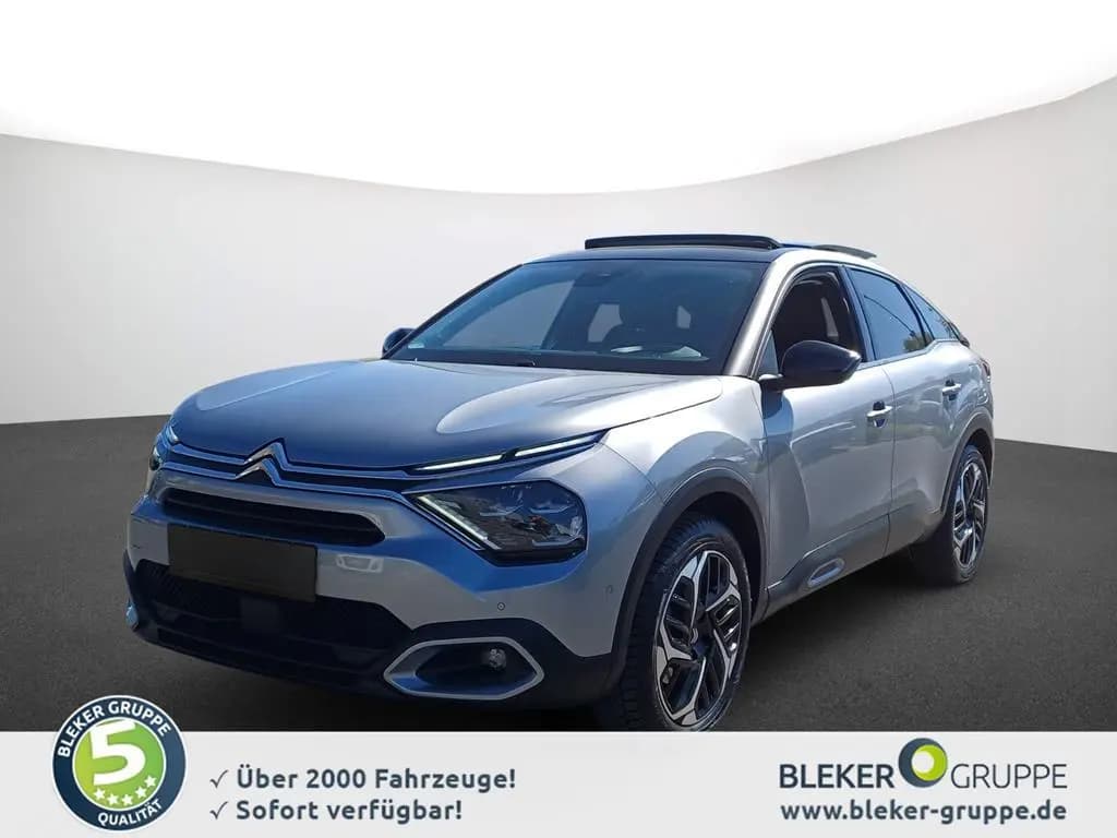Main__Slider__Photo:Citroën C4 PureTech 130 EAT8 Shine 10/2023-0