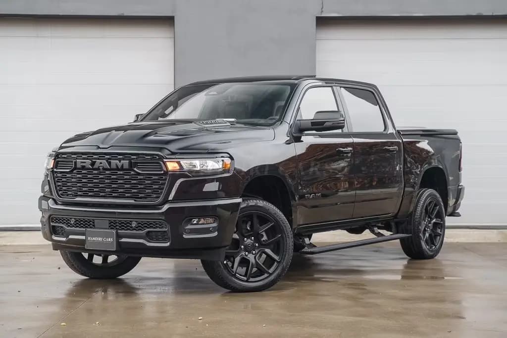 Main__Slider__Photo:Dodge RAM 2026 RAM Sport Night G/T €67800 +FLOOR SHIFTER null-0