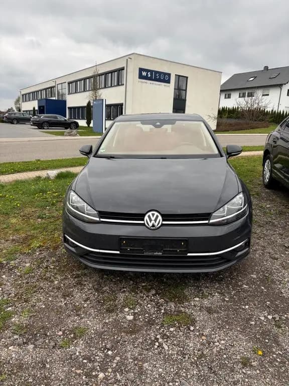 Main__Slider__Photo:Volkswagen Golf 1.5 TSI ACT OPF DSG IQ.DRIVE IQ.DRIVE 09/2019-0