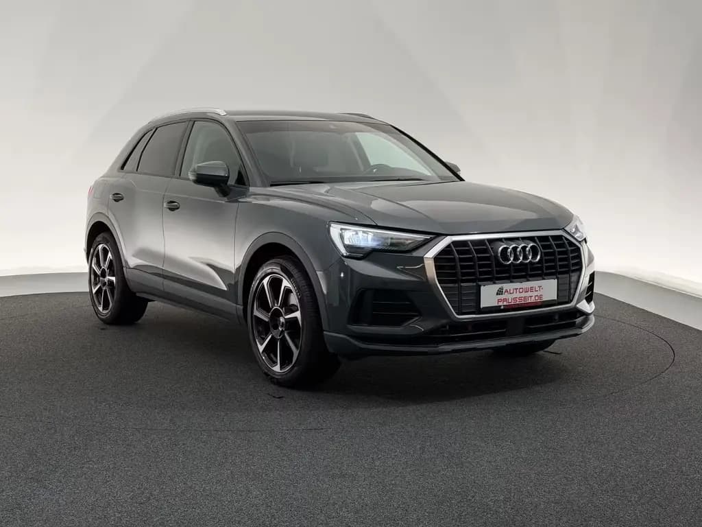 Main__Slider__Photo:Audi Q3 35 TDI basis*B&O*LED-TEMPO-KEYLESS-AHK-R.KAM 11/2019-0