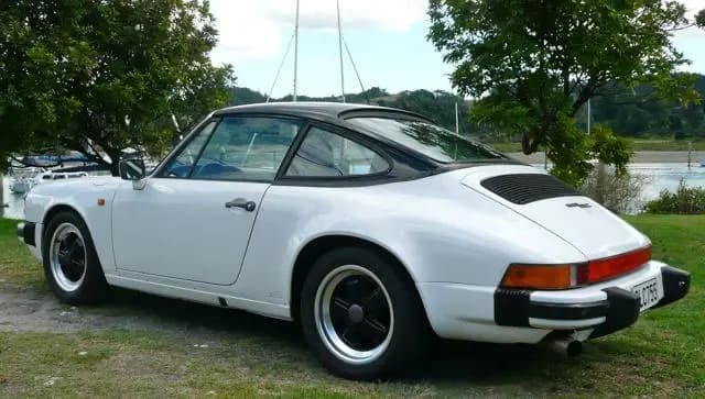 Main__Slider__Photo:Porsche Hardtop Porsche 911 SC 3.0 Cabrio 07/1983-0