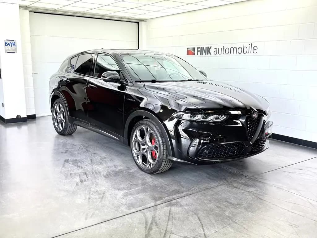 Main__Slider__Photo:Alfa Romeo Tonale 1.5 VGT Veloce 48 V Hybrid LED 10/2022-0