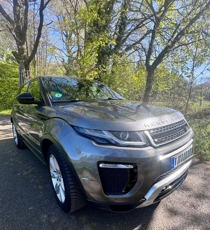Main__Slider__Photo:Land Rover Range Rover Rover Evoque 2.0 TD4 180 PS SkyView Au... 03/2017-1