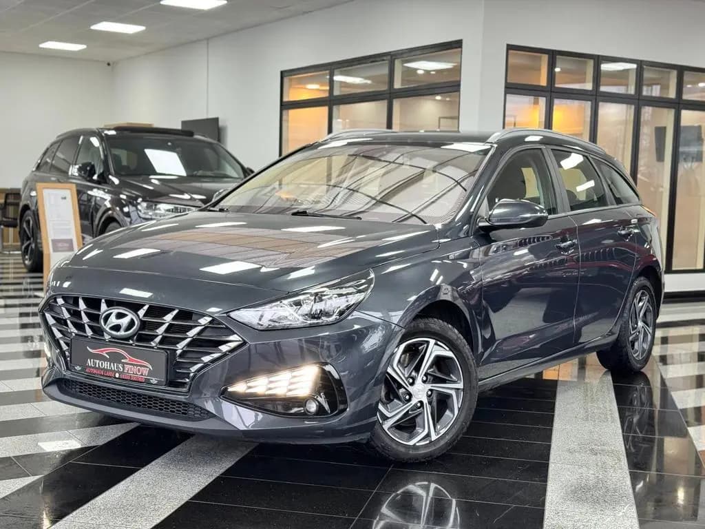 Main__Slider__Photo:Hyundai i30 Kombi"AUTOMATIK"Trend"KAMERA"SPUR ASS."LED" 12/2022-0
