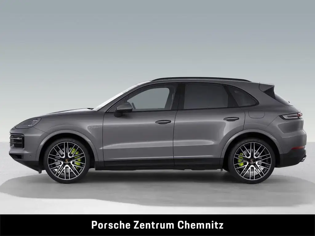 Main__Slider__Photo:Porsche Cayenne E-Hybrid Sportabgas;HA-Lenkung;Sitzbelüf 11/2024-1
