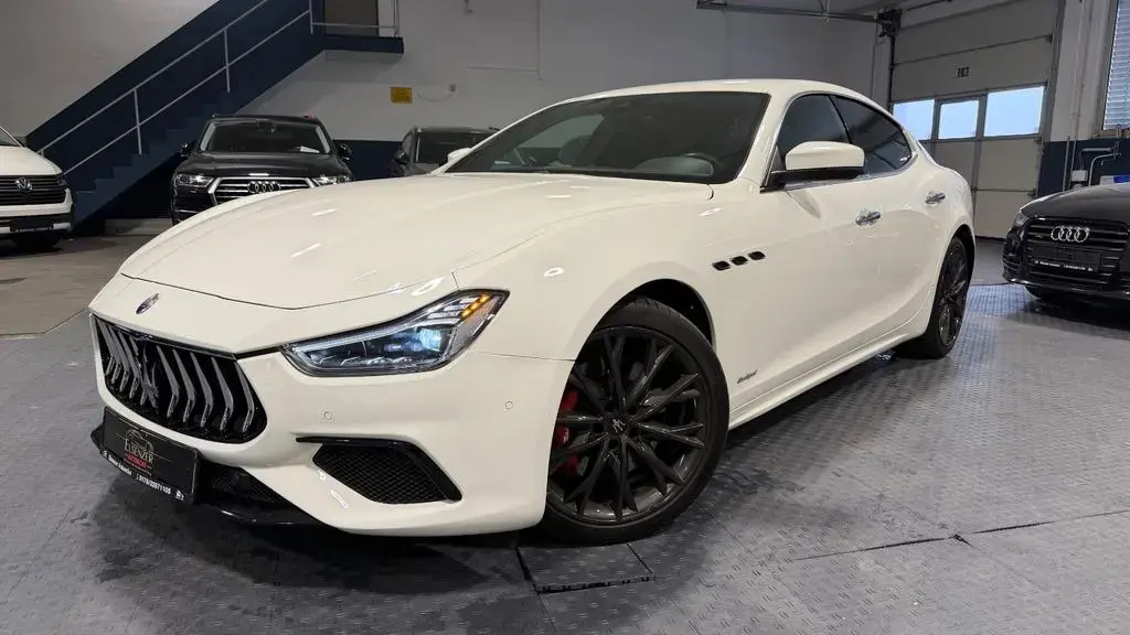 Main__Slider__Photo:Maserati Ghibli GranSport #Schaltwippen Alu#Tempomat#Navi 07/2018-1