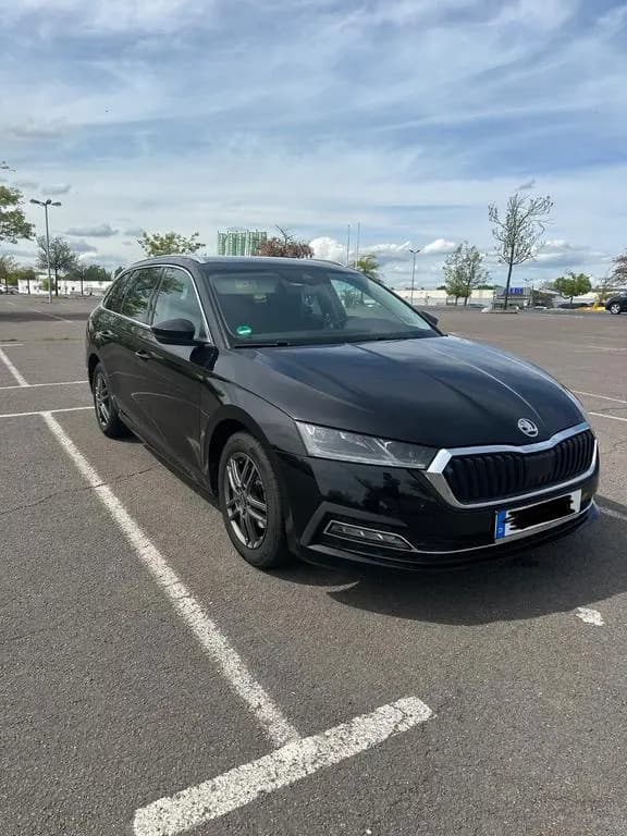 Main__Slider__Photo:Skoda Octavia 1.5 TSI STYLE COMBI STYLE 06/2020-0