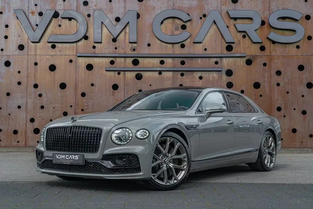Main__Slider__Photo:Bentley Flying Spur W12 Speed *Mulliner*B&O*Tour*Blackli 03/2023-0