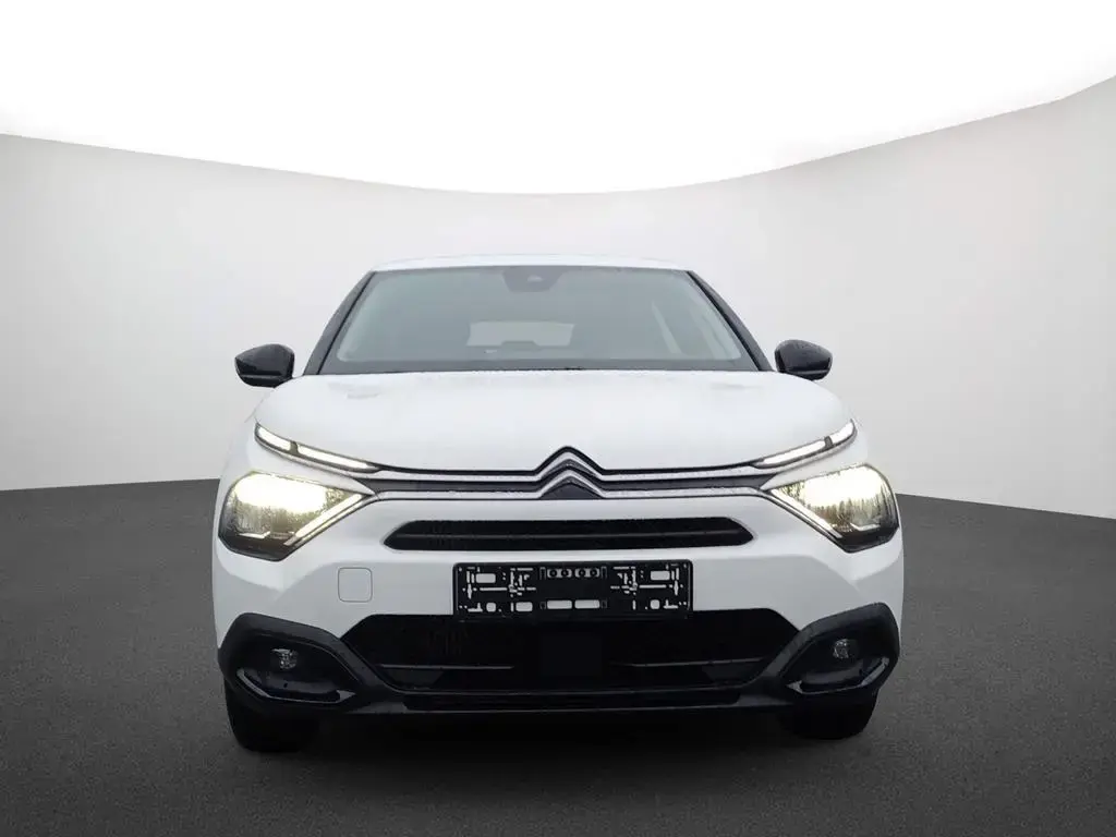 Main__Slider__Photo:Citroën C4 PureTech 130 S&S Feel Pack 10/2023-1