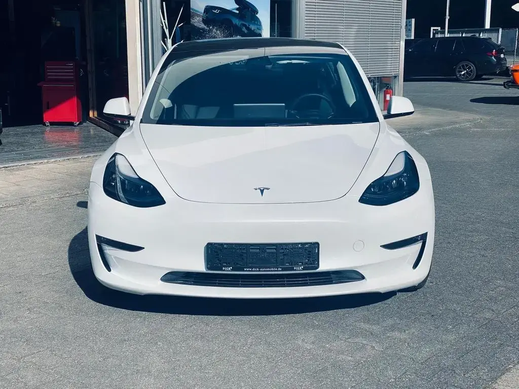 Main__Slider__Photo:Tesla Model 3 PERFORM AWD PANO+NAVI+STDHZ+LED+SHZ+KAM+ 09/2023-1