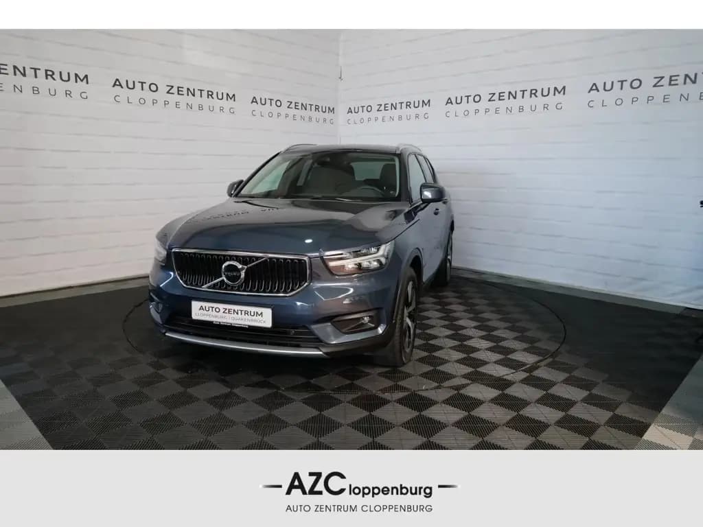 Main__Slider__Photo:Volvo XC40 Momentum Pro 2WD T3 LED+Navi+Kamera+PDC+18' 09/2021-0