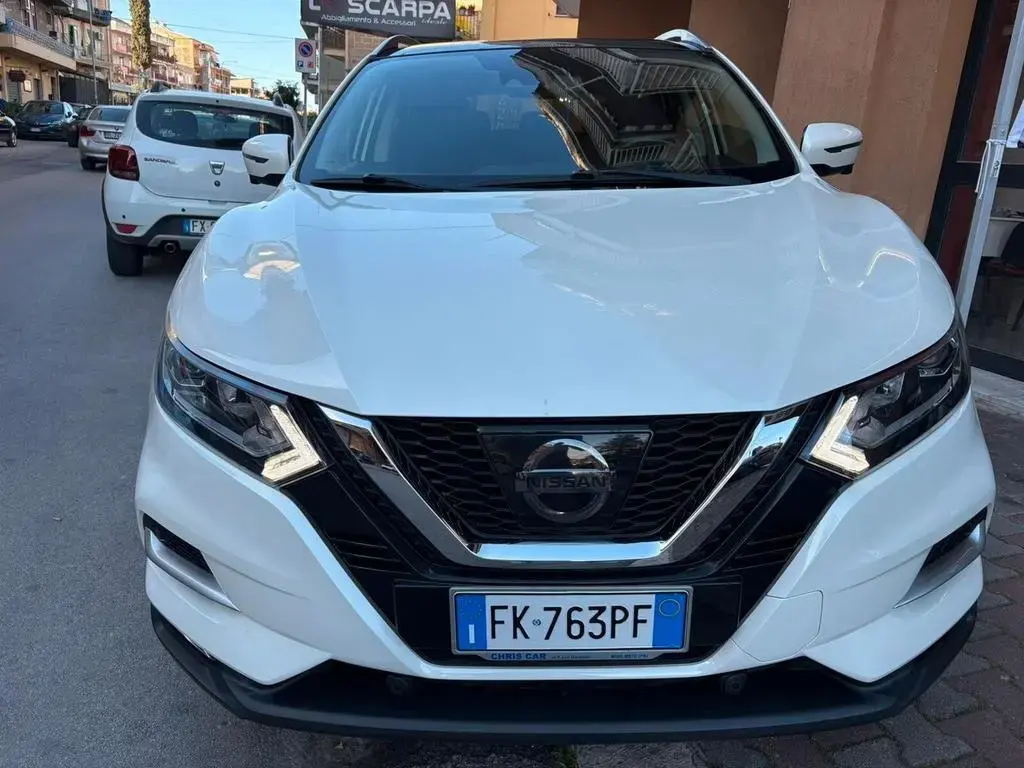 Main__Slider__Photo:Nissan Qashqai 1.5 dCi N-Connecta + TETTO 10/2017-1