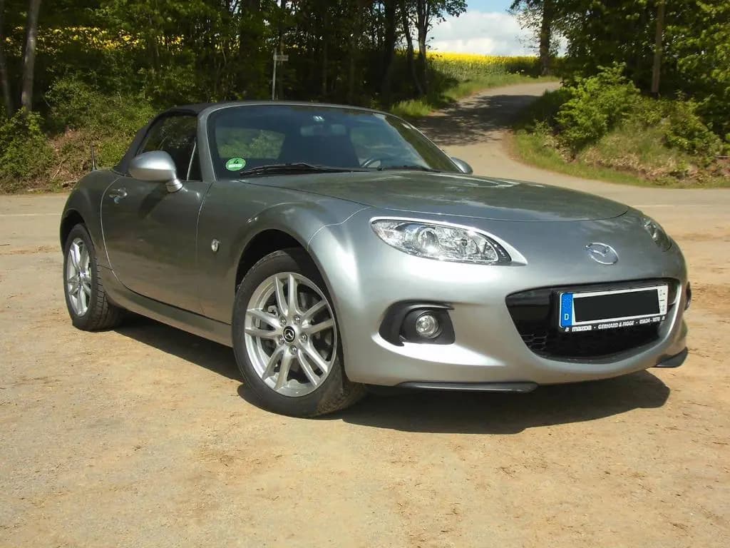 Main__Slider__Photo:Mazda MX-5 NC 1.8 Center Line, nur 29.900 km 09/2013-0
