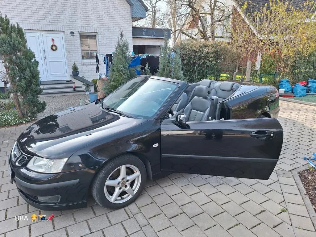 Main__Slider__Photo:Saab 9-3 1.9 TiD Vector Cabriolet Vector 06/2006-0