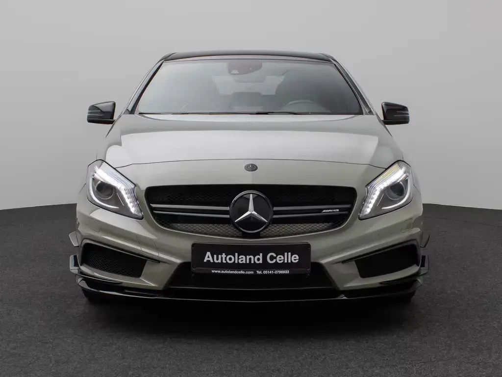 Main__Slider__Photo:Mercedes-Benz A 45 AMG Performance 4Matic Aero H/K Kamera Navi 04/2015-1