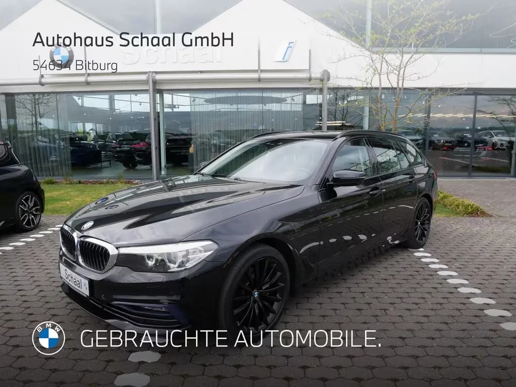 Main__Slider__Photo:BMW 520 d Sport Line DAB ACC + Stop&Go Shz PDC 08/2020-0