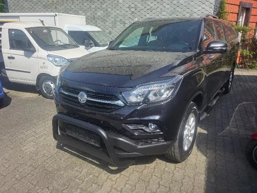 Main__Slider__Photo:Ssangyong MUSSO GRAND 2.2 TD 4x4 AT Sapphire+HARDTOP+AHK+ 02/2021-0