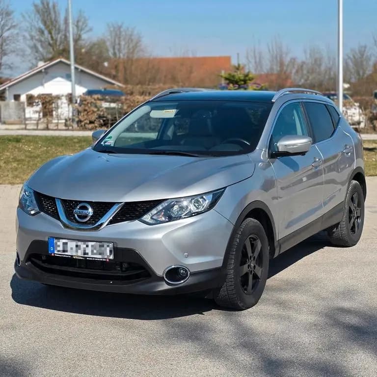 Main__Slider__Photo:Nissan Qashqai DCI 360 SUV Automatik - se... 06/2014-0
