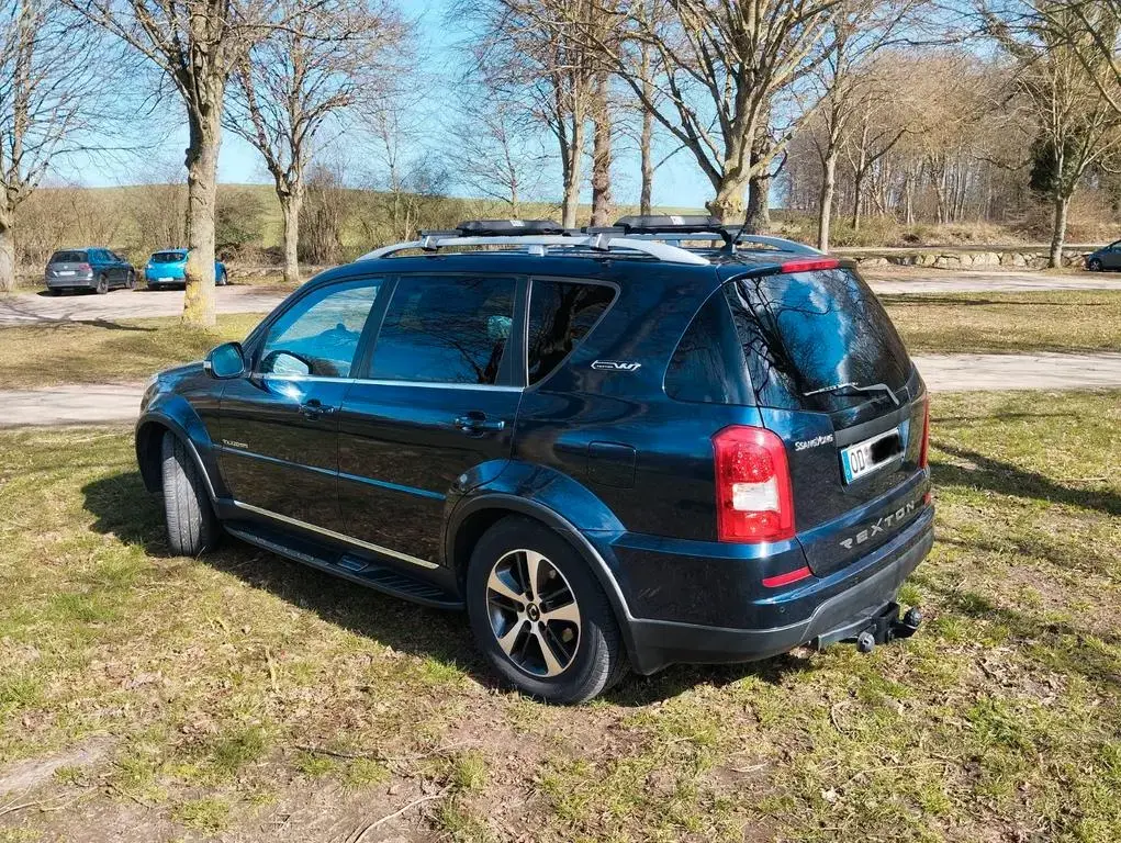 Main__Slider__Photo:Ssangyong Rexton 2.2 Diesel e-XDi 220 Sapphire 4WD Sap... 03/2017-1