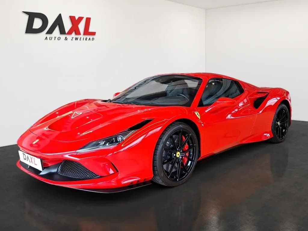 Main__Slider__Photo:Ferrari F8 Spider 02/2022-0