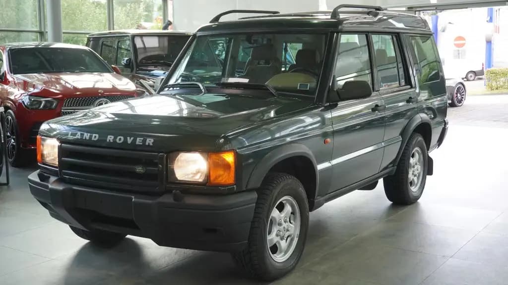 Main__Slider__Photo:Land Rover Discovery V8*RARITÄT*7-SITZER*LEDER*GSHD 05/2000-0