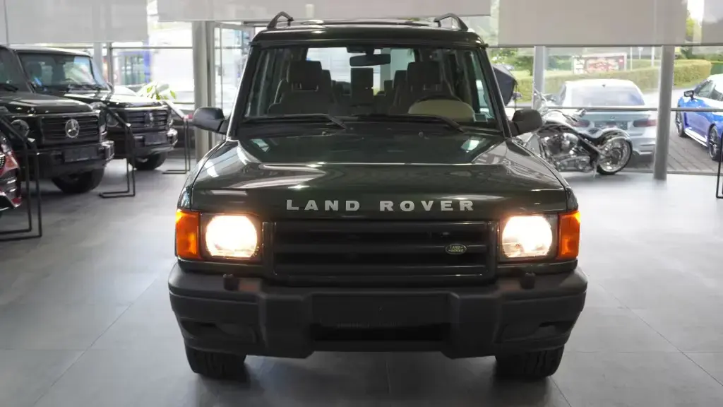 Main__Slider__Photo:Land Rover Discovery V8*RARITÄT*7-SITZER*LEDER*GSHD 05/2000-1