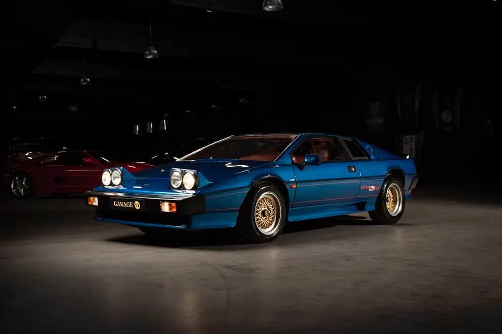 Main__Slider__Photo:Lotus Esprit Turbo HCi / 2.2 / SWE-car / 81570km 03/1987-0