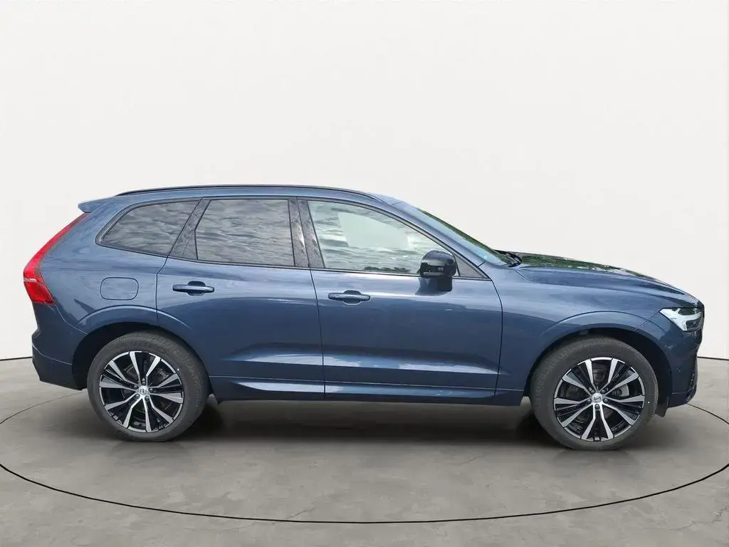 Main__Slider__Photo:Volvo XC60 Recharge Ultimate, T8 AWD Pano AHK Harman/K 04/2023-1