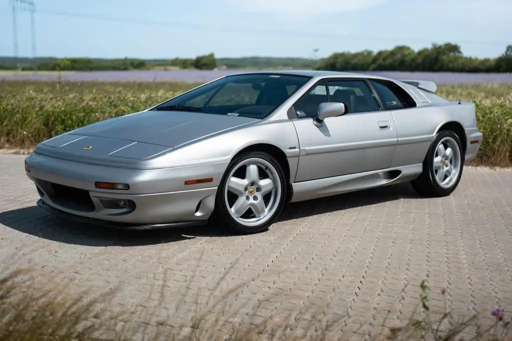 Main__Slider__Photo:Lotus Esprit S4 Turbo 03/1995-0