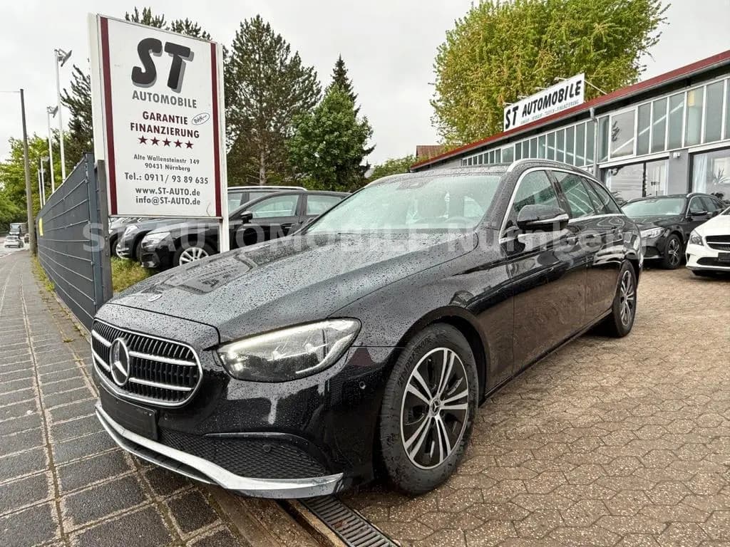 Main__Slider__Photo:Mercedes-Benz E-Class d T 9G-Tronic Avantgarde*1.HD*AHK*KAMERA* 03/2022-0