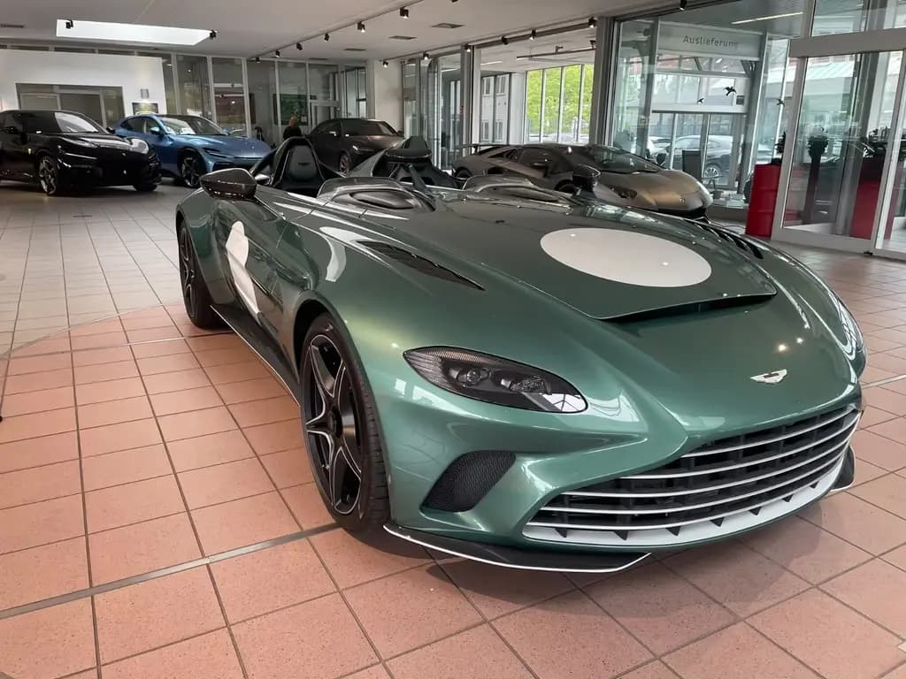 Main__Slider__Photo:Aston Martin V12 Speedster "1 OF 88" 10/2021-0