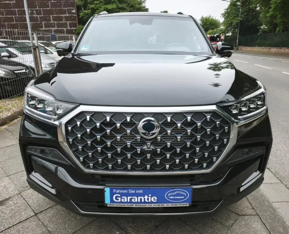 Main__Slider__Photo:Ssangyong Rexton 2.2 Diesel e-XDi 220 Sapphire 4WD AT 06/2022-0